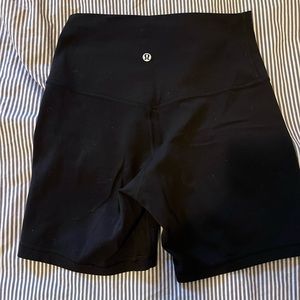 Lululemon align short